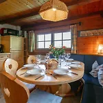 Zaustoi Altes Haus