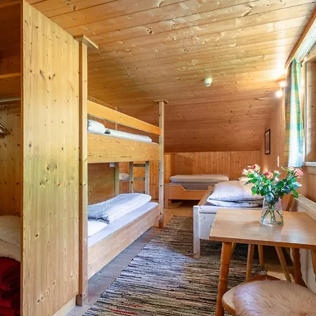Zaustoi Altes Haus Appartement