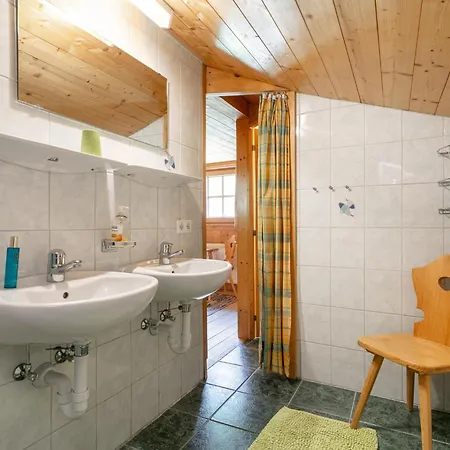 Appartement Zaustoi Altes Haus *